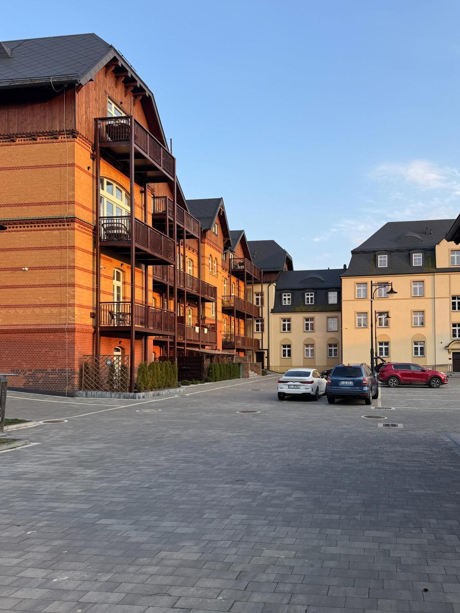 Apartamenty Lemon Pepper Jelenia Góra Exteriör bild